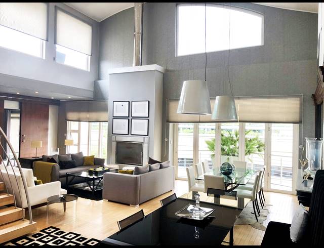 2 BEDROOM PENTHOUSE FOR SALE IN HYDE PARK